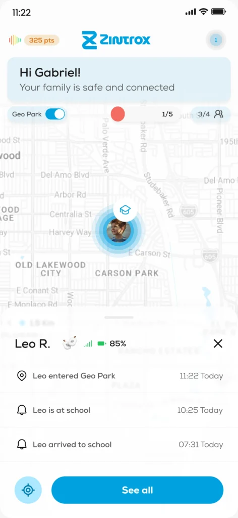 Zintrox app home: Leo appears at school, inside his place, with the family status card